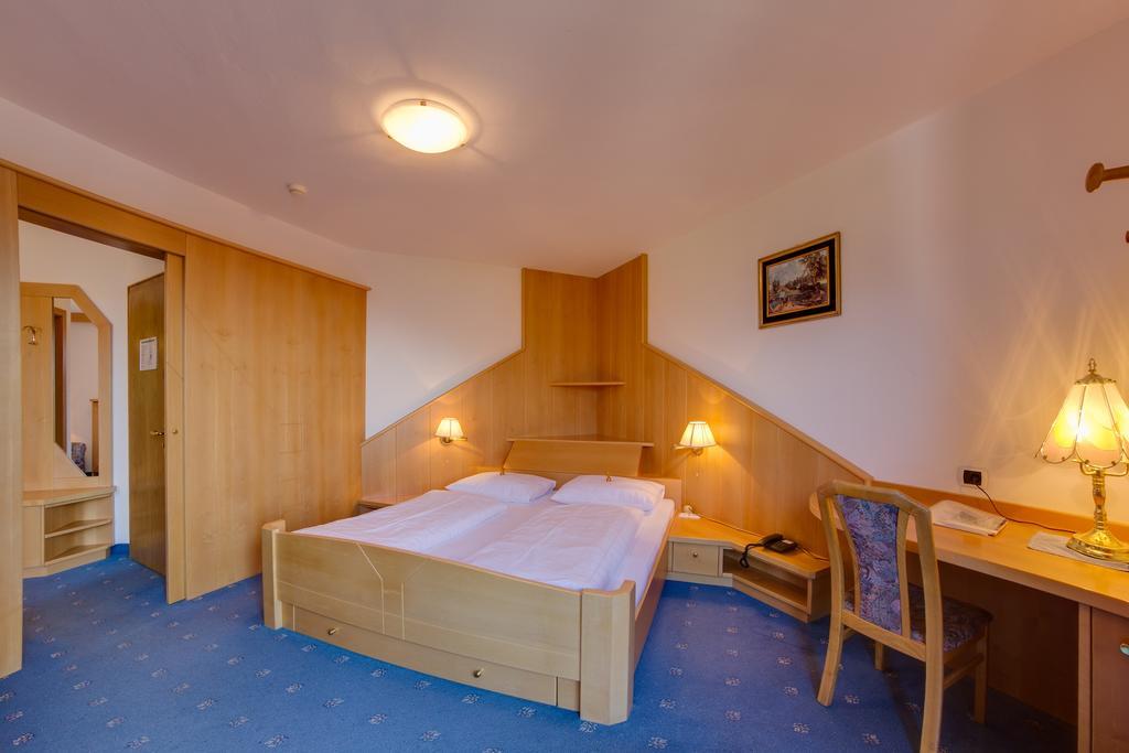 Doppelzimmer mit Bergblick